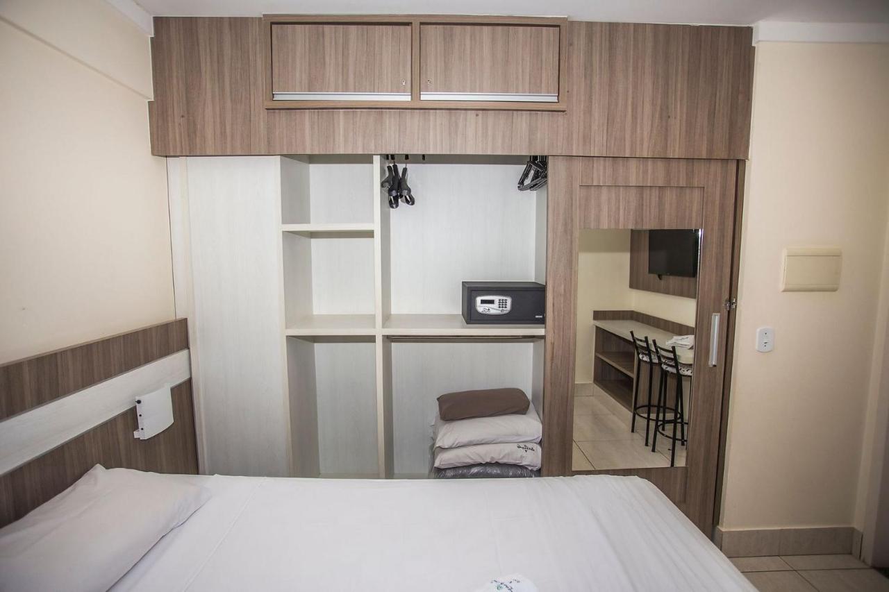 Apto 166 Lacqua diRoma V - Sacada com vista para Piscina de Ondas, roupa de Cama, camareira e garagem Caldas Novas Exterior foto